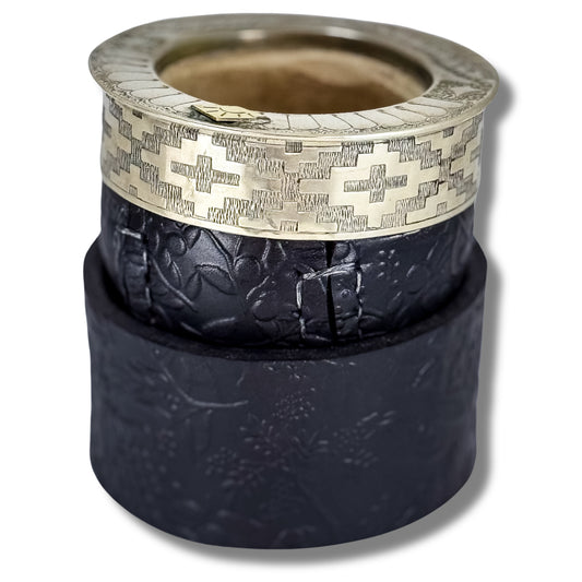 Imperial Chiseled Mate Gourd with Leather Stand - Argentinian Mate Cup for Yerba Mate