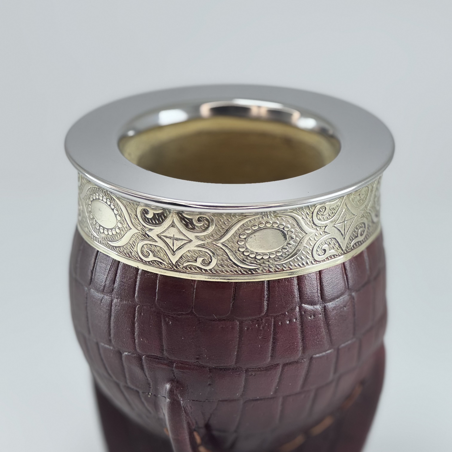 Imperial Mate Croco Leather - Argentinian Mate Cup for Yerba Mate