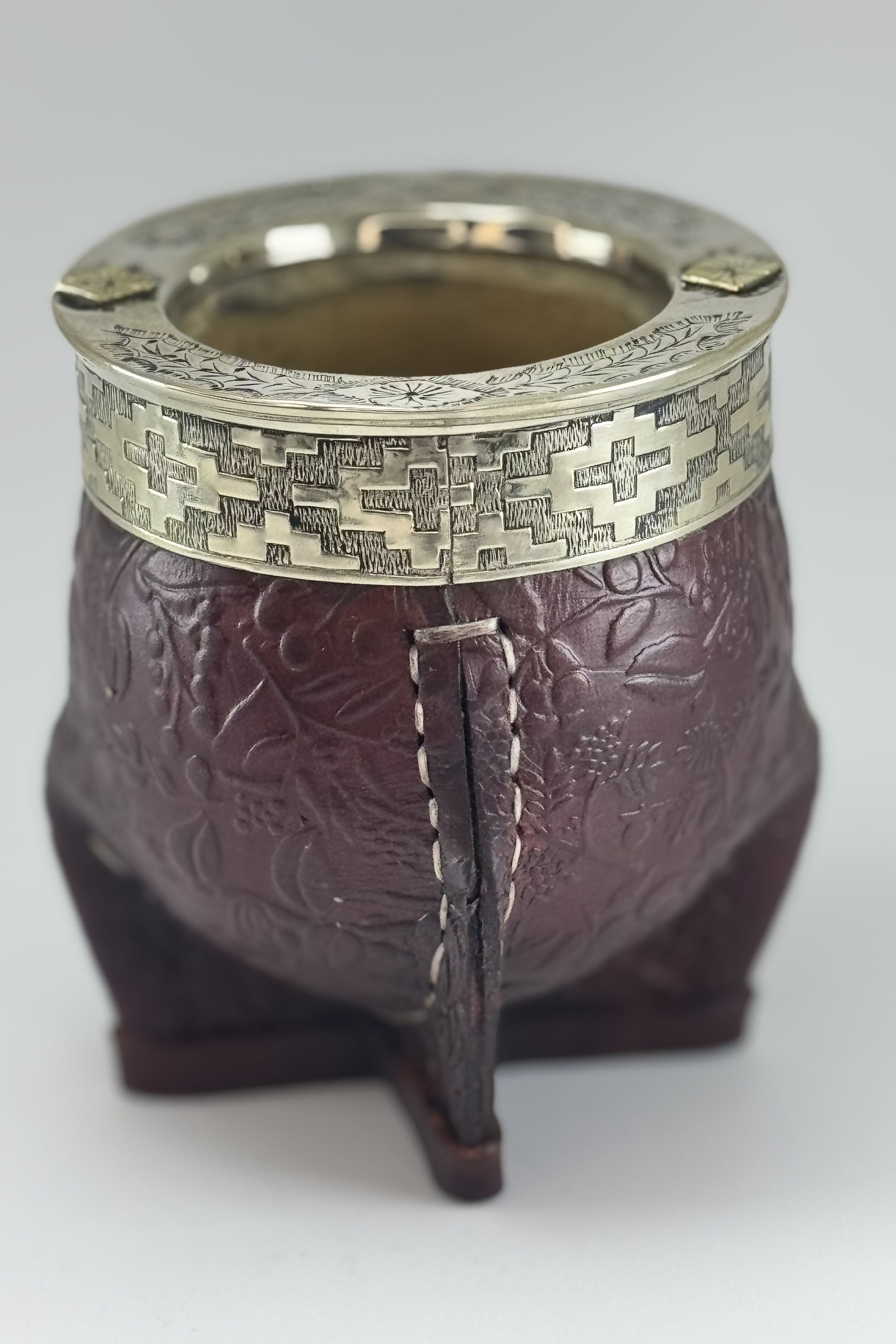 Imperial Chiseled Mate Flowers Leather - Argentinian Mate Cup for Yerba Mate
