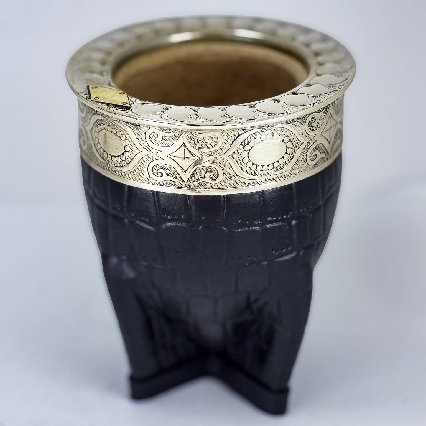 Imperial Mate Gourd with Croco Leather and Chiseled Virola - Argentinian Mate Cup for Yerba Mate