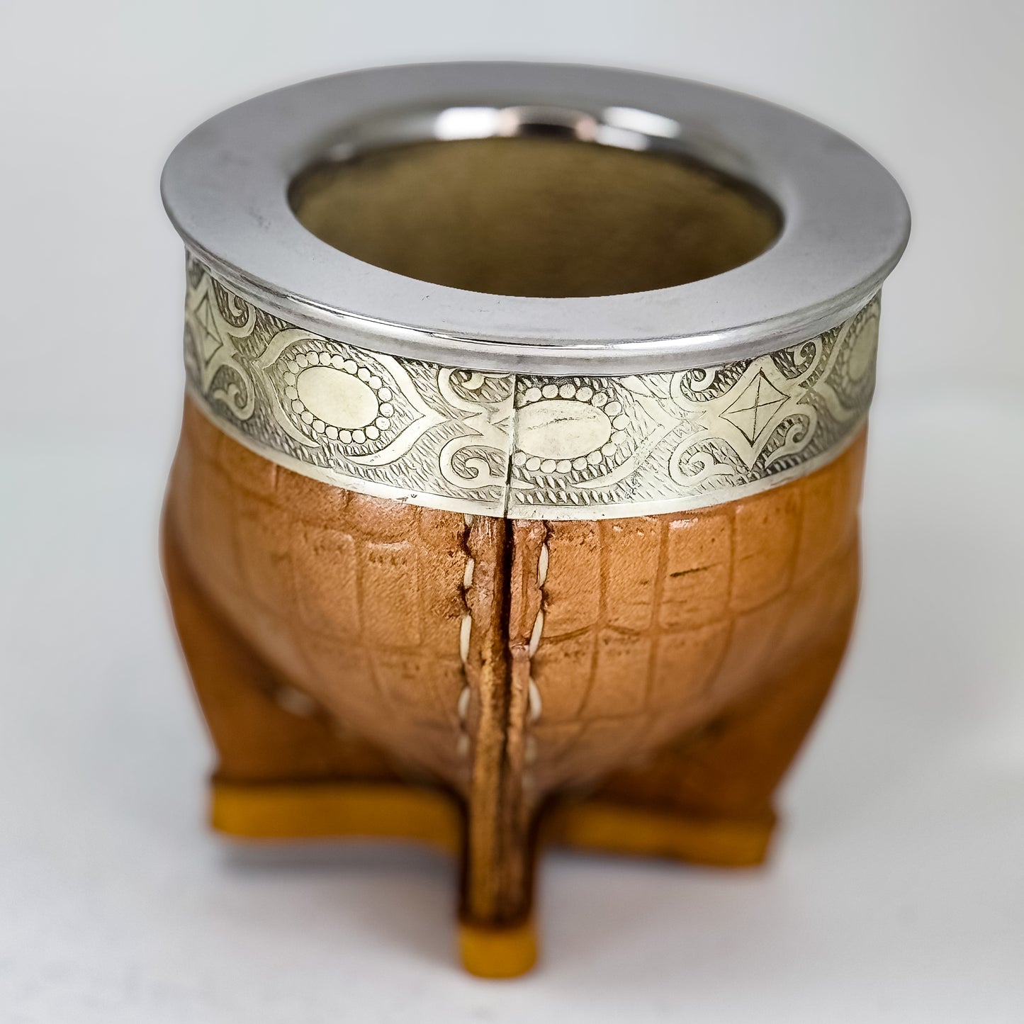 Imperial Mate Gourd with Croco Leather - Argentinian Mate Cup for Yerba Mate