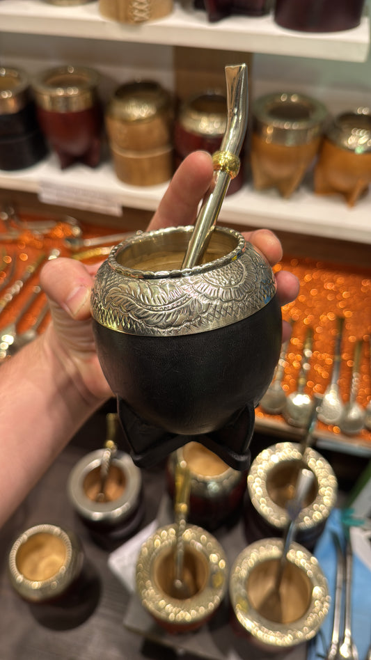 Torpedo Mate with Chiseled Virola - Argentinian Mate Cup for Yerba Mate - Bronze letters