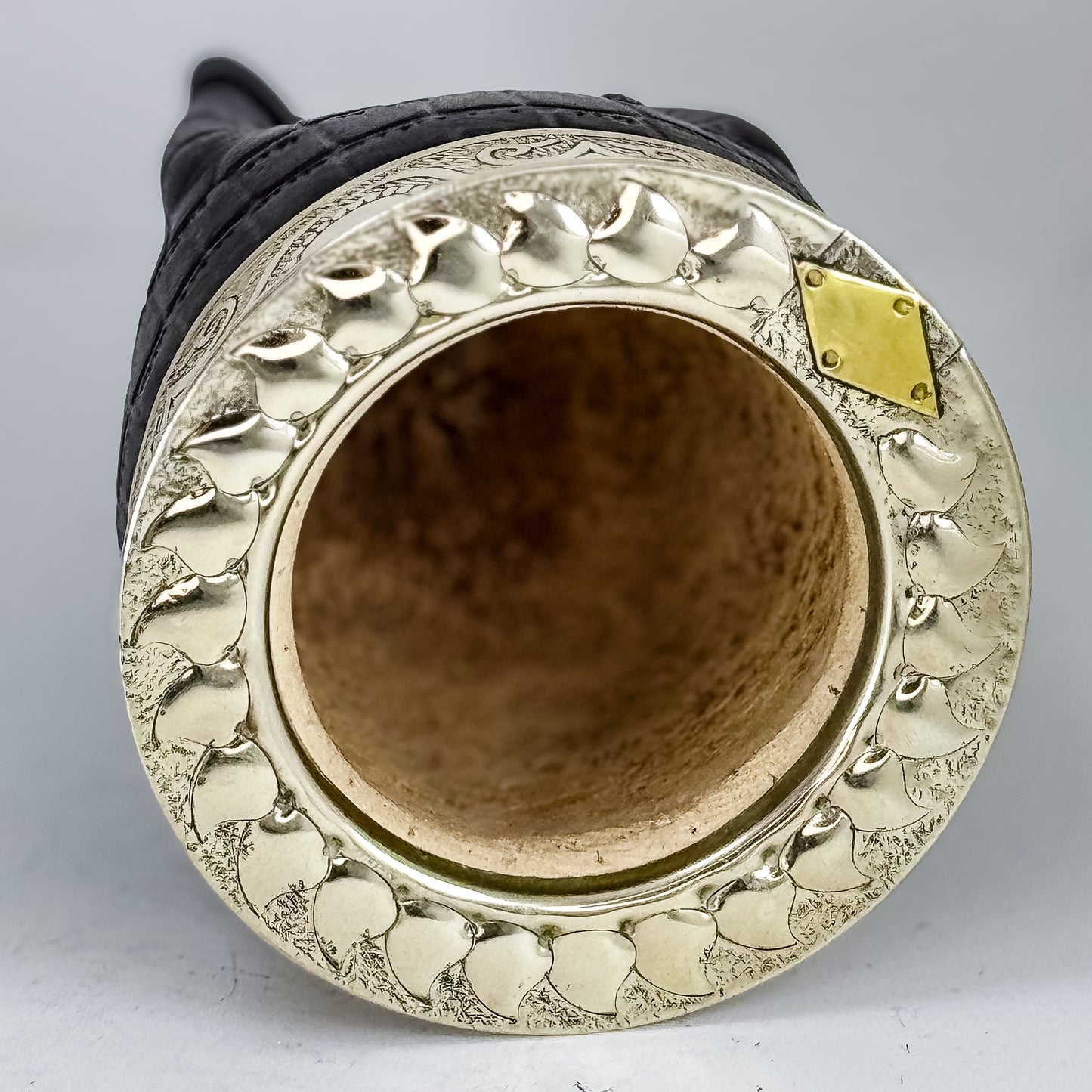 Imperial Mate Gourd with Croco Leather and Chiseled Virola - Argentinian Mate Cup for Yerba Mate