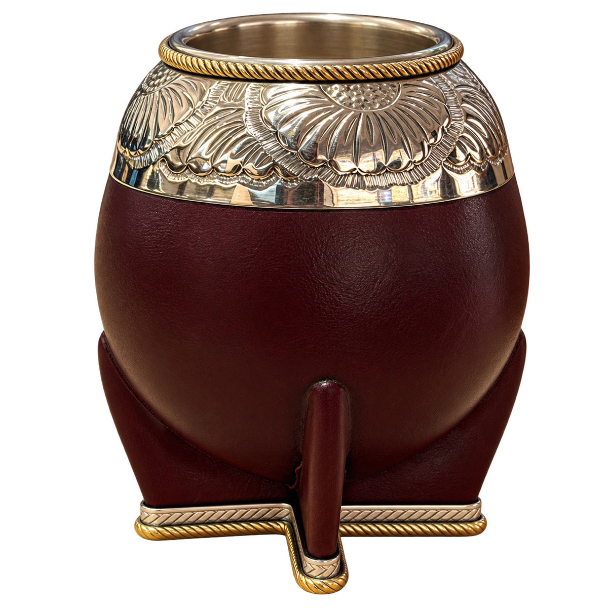 Torpedo Mate with Bronze Decoration with Deluxe Alpaca Legs - Burgundy